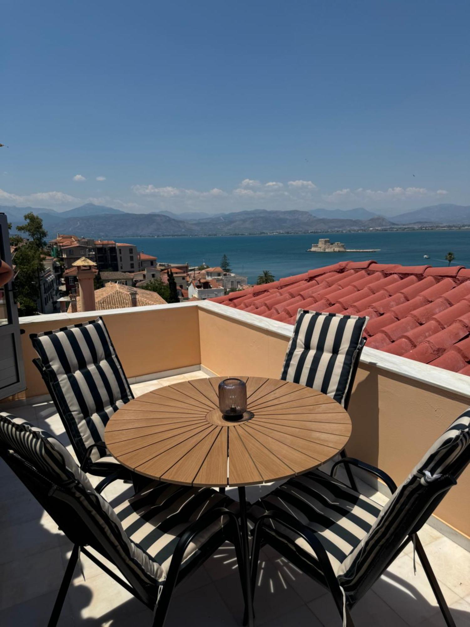 S&F Luxury Apartment 纳夫普利翁 外观 照片
